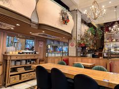-玛格萝妮比萨屋(四平店)