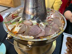 -撒拉人家.酸菜牦牛肉火锅