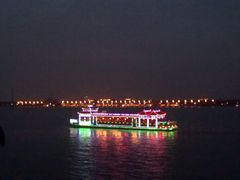 -人民防洪胜利纪念塔