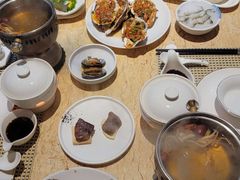 -雍和会海鲜姿造自助(湖东路店)