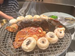 -草家酱蟹炭火烤肉店(珲春南路一店)