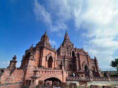 -一寨两国风景区