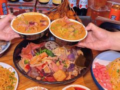 -万记麻辣烫国展总店