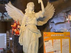 -暴风岛沉浸式体验馆(百联世纪店)