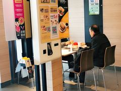 -麦当劳(七宝乐购店)