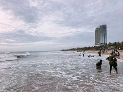 -尼甘布海滩