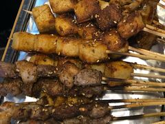 -烤满分·东北烧烤(首经贸店)