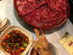 -鲜入围煮花胶鸡海鲜火锅