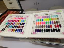 -美斯洛美甲美睫连锁店