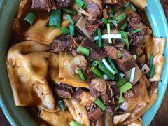 牛排焖饼-沙洲胡杨焖饼