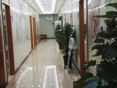 -茂菊口腔连锁(浦东南路店)