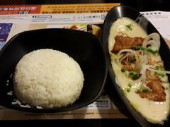 白咖喱猪扒饭-沙嗲王(加拿芬店)