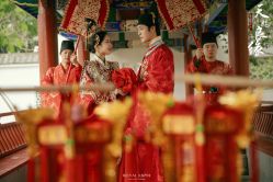 点击看大图 -挪娅婚纱摄影皇家会所
