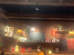 -巴卤社老火锅(财富店)
