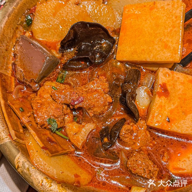 成都|小龙坎"一人食"mini火锅菜!超绝!