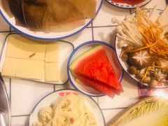 -喜悦小串丹东小黄牛海鲜烧烤大排档(民主广场店)