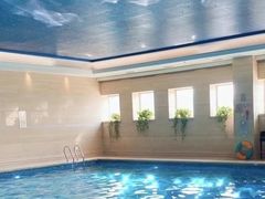 -盛捷游泳·潜水·高尔夫培训(凯德广场店)