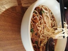 -李先生牛肉面大王(上海站南广场店)