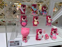 -泡泡玛特POPMART(上海环球港店)