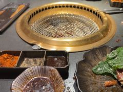 -铭牛烧肉·和牛海鲜自助(高新月牙湖店)