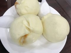 牛肉包子-聚德华天护国寺小吃(甜水园店)