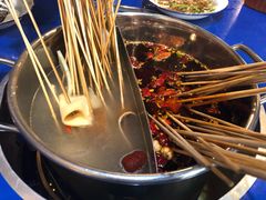 -马路边边串串香形象店(磐石路店)