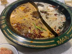 菌汤鸳鸯锅-有拈头成都市井火锅(南山总店)