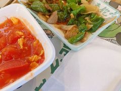 -老乡鸡(上海白玉兰广场店)