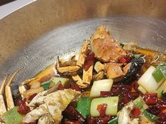 -七欣天香辣蟹火锅(闵行浦江欢乐颂店)