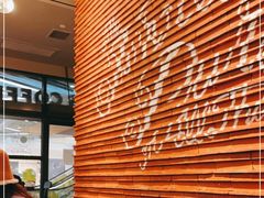 -星巴克(上海虹桥新天地二店)