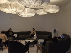 -涨巢·潮玩水疗局