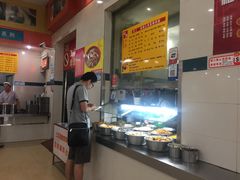 自助取餐区-武汉大学-桂园餐厅