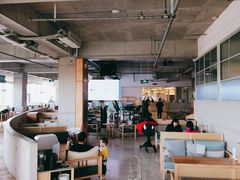 大堂-水边咖啡(黄金水岸店)