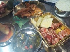 -哈哈碳都·牛肋条无限自助烤肉(宝龙店)