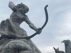 -巴陵广场
