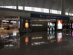 -日上免税店(三径路t3店)