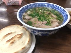 -崇德楼水盆牛羊肉泡馍馆(文艺路店)