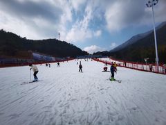 -大别山南武当滑雪场