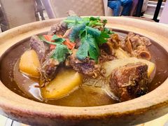 香大师牛腩-锦粤宫·精致粤菜(深圳北站店)