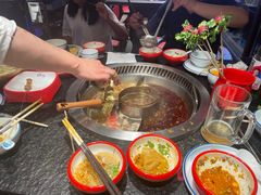 -醉董牛川派鲜肉自选火锅(烟台店)