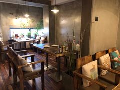 -HIGH FIVE哈福手工汉堡(桂林路店)