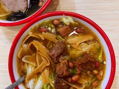 -塞上张记桂林米粉(金凤万达店)