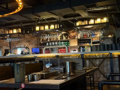 -麦凯伦烧烤·精酿超级工厂店(金桥总店)