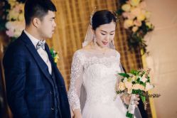 -花轿喜屋婚礼策划