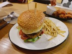 -HELLO 27 意面·沙拉·帕尼尼