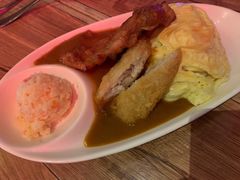 日本咖喱蛋包饭配鸡排鱼排-玛格萝妮(汇智国际商业中心店)