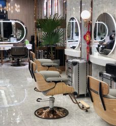 -Meng Lang 梦郎白金店