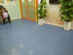 -LILY英语思维馆(玉泉路店)