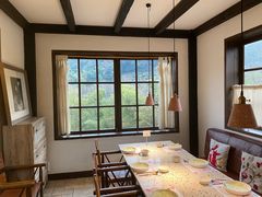 靠窗位-素描餐厅(灵隐天竺店)