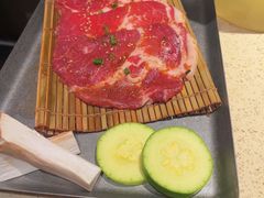-蚂蚁洞·烤肉大营地(上海静安大悦城店)